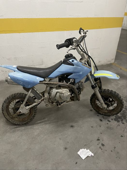 Pitbike 125cc a trabalhar