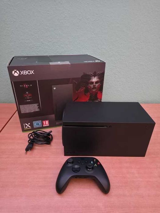 Xbox Series X 1 TB bardzo rzadko używany oryginalne opakowanie