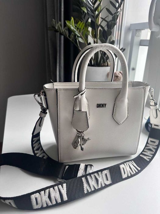 Damska skórzana torebka DKNY Valery Sm Satchel R22D3Q61
