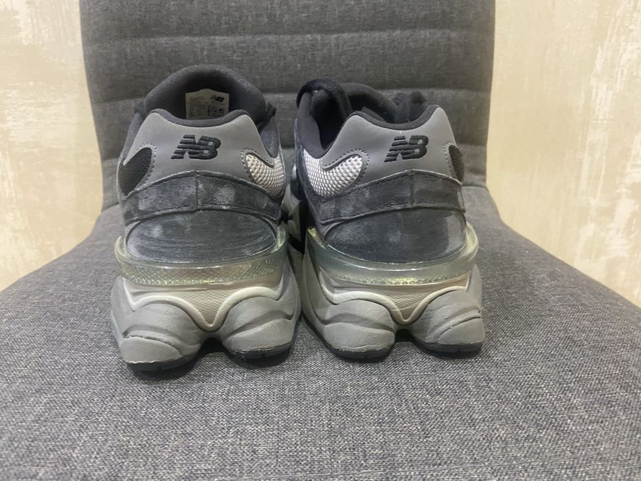 New Balance 9060 black and grey
