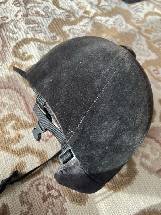 Toque para equitação - com proteccção da nuca