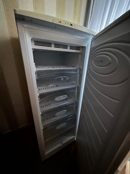 Морозильна камера ( Nord )