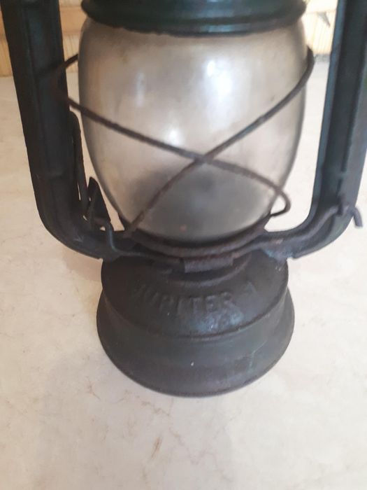 Stara lampa naftowa Jupiter 1