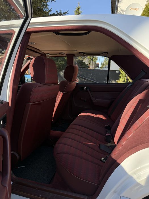 Mercedes 190 benzyna 1.8