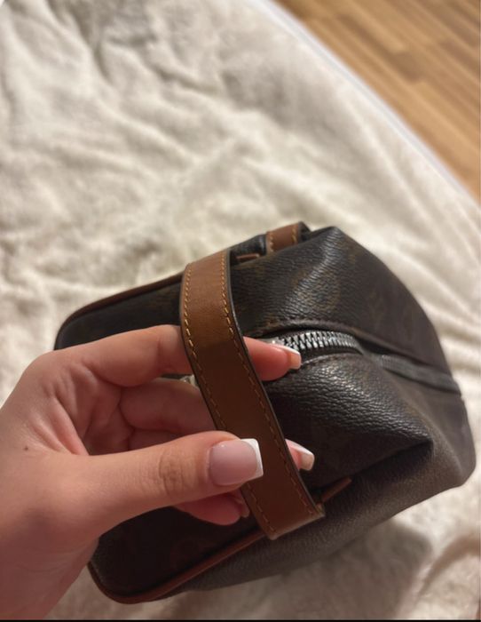 Kosmetyczka Louis Vouitton -Monogram.