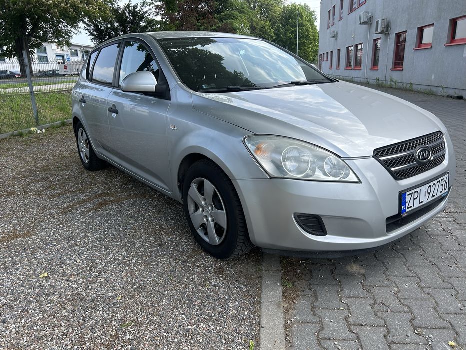 Kia Ceed 1.6 crdi 90km