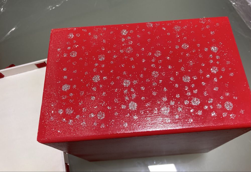 Caixa de madeira da Minnie