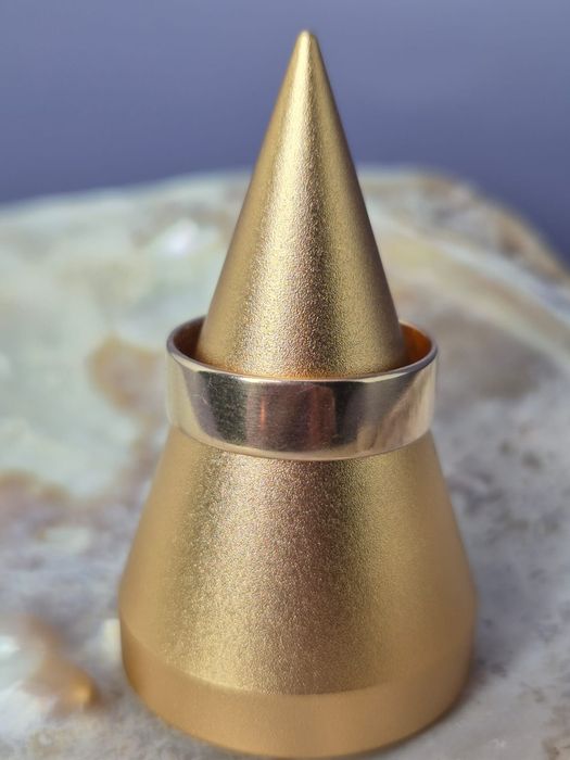 Złota 585 obrączka szeroka klasyczna prosta