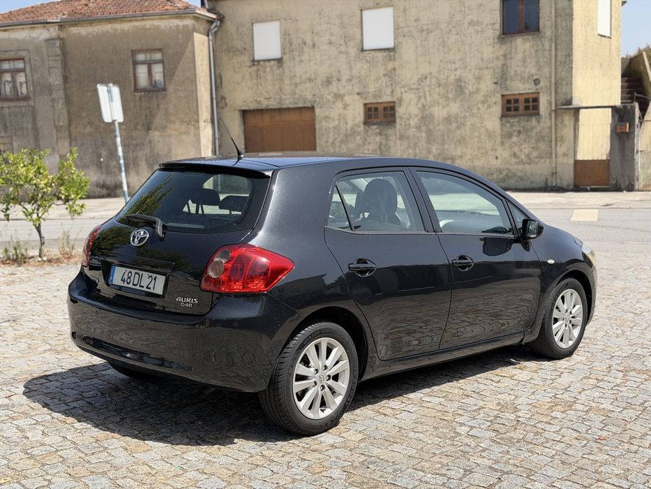 Toyota Auris — fotografia 4