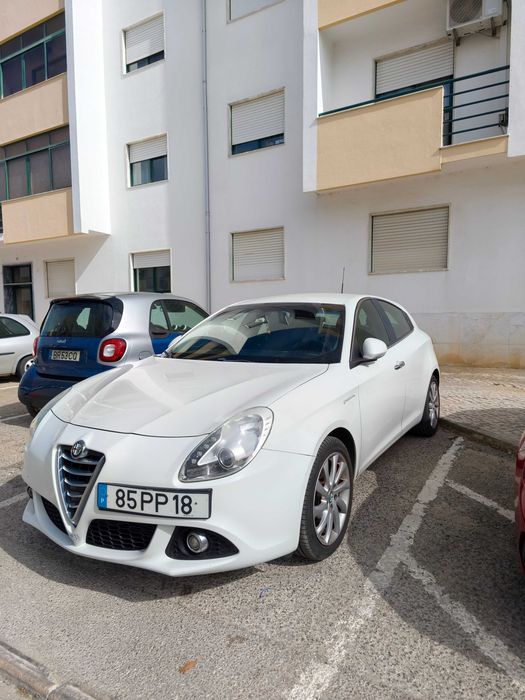Alfa Romeo Giulietta 1.6 JTDm distinctive 105 cv – 2015 | Histórico de manutenção