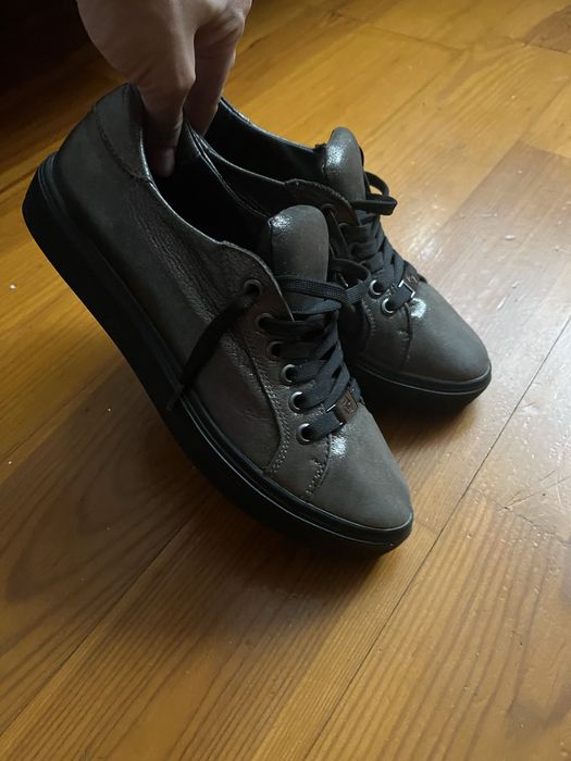 Черевички-кеди в цікавому кольорі з блискучим напиленням