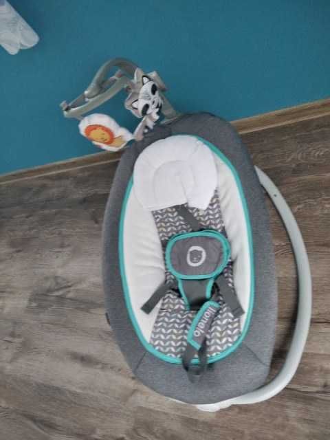 Bujaczek, leżaczek Lionelo Pascal Wibracje, Melodie