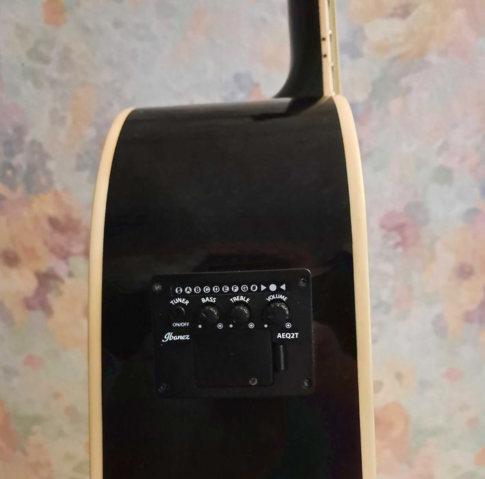 Електро акустична гітара Ibanez