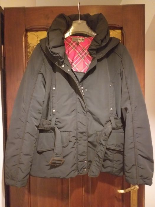 Sprzedam czarną kurtkę