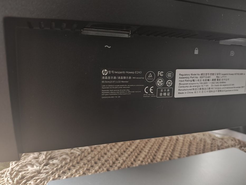 Monitor LCD HP 23 "