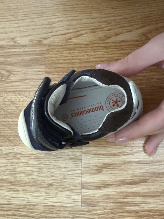 Чобітки biomecanics шкіряні, 18 розмір