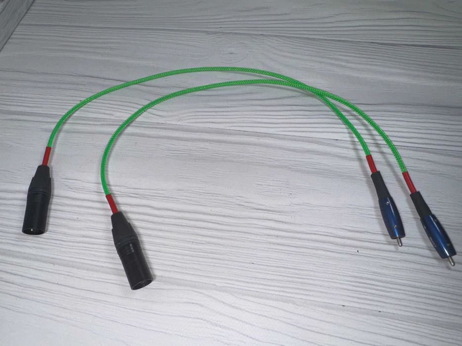 Cabo para subwoofer AudioQuest Husky | Interconexão Balanceada RCA para XLR