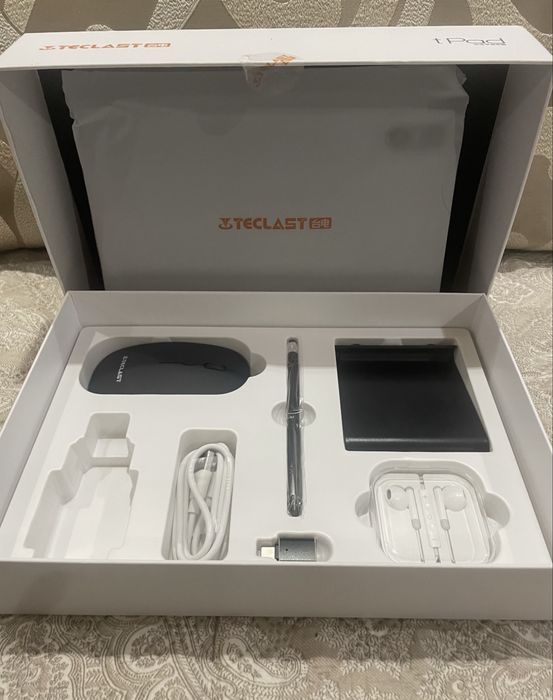 Планшет Teclast P30T, новий.