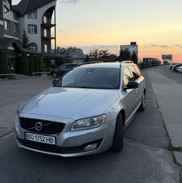 Автомобіль Volvo V70 D4 2016 BiTurbo, Вольво 2.0 дизель
