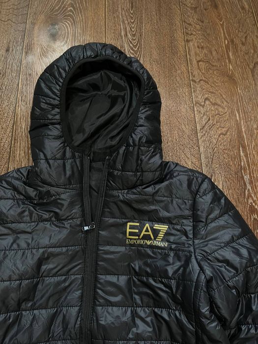 Чорний пуховик Emporio Armani EA7 luxury