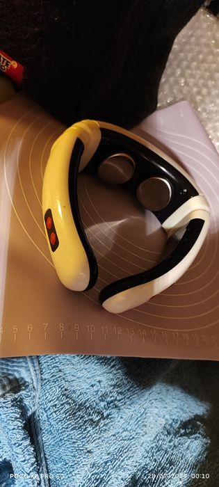 MASSAJADOR de coluna cervical