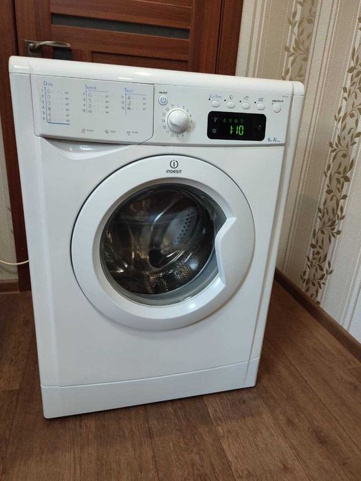 Пральна/Стиральная машинка Indesit 6kg