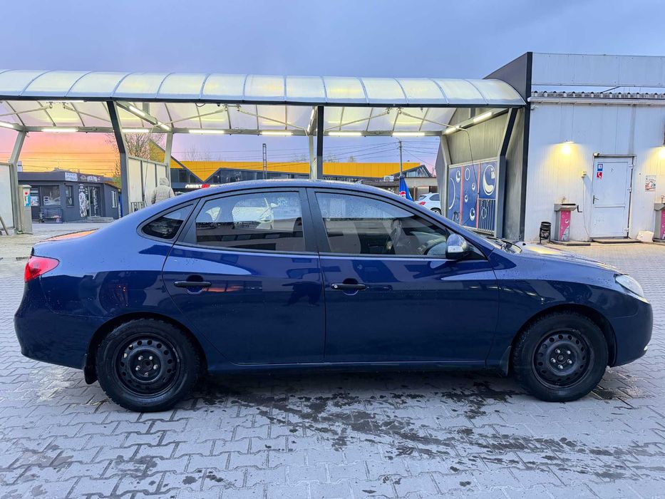Hyundai Elantra HD 2011