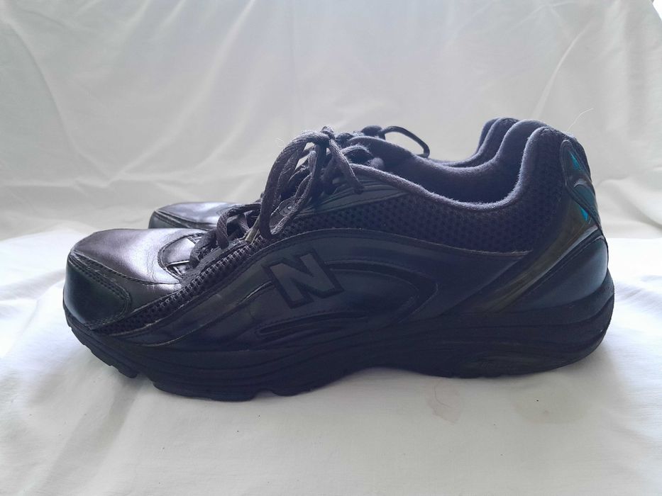 Sprzedam buty męskie New Balance  WM848BK