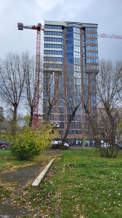 Продаж 2 кім квартири коло ставу та парку.