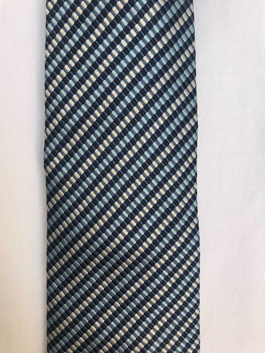 Gravatas em excelente estado