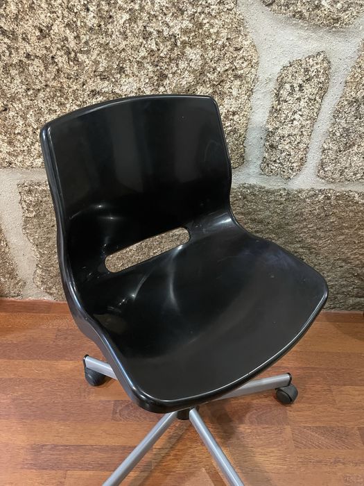 Cadeira de secretaria escritório ajustável