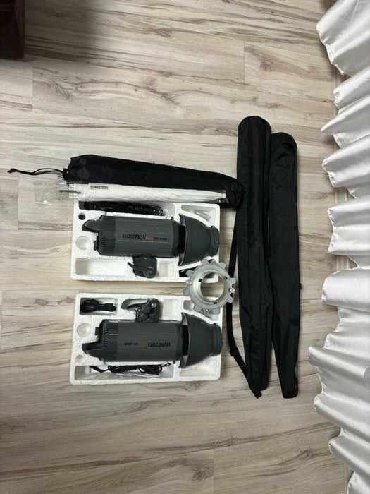 Dwie lampy studyjne Walimex pro VC-300, zestaw