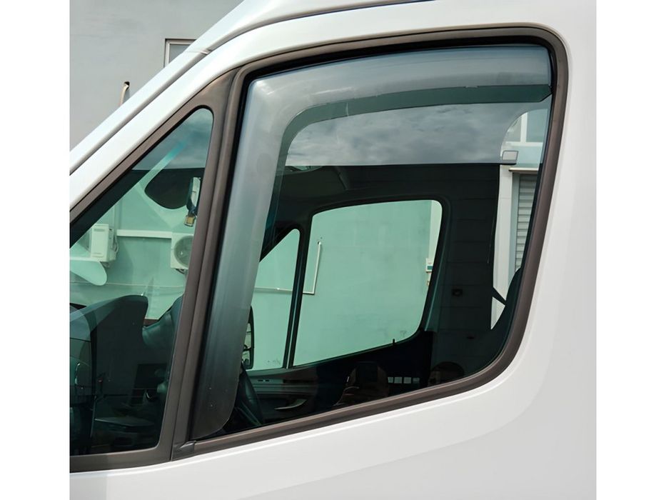 Mercedes Sprinter W907/W910 2018- рр. Вітровики вставні (напівпрозорі, 2 шт., Cagatay)