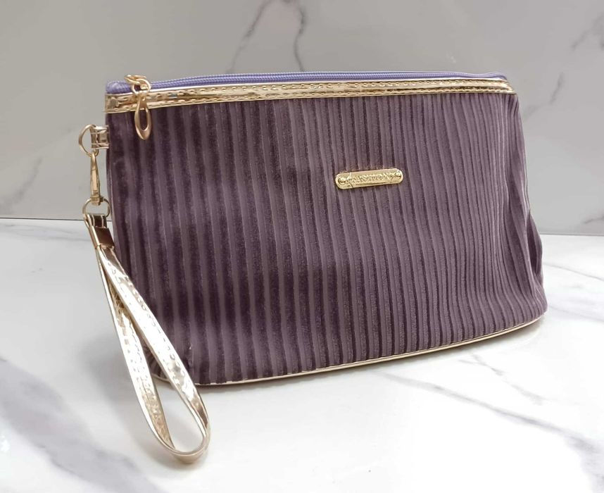 Nowa! Elegancka,pojemna KOSMETYCZKA