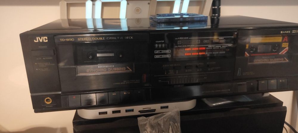JVC TD-W110 deck z lat 80