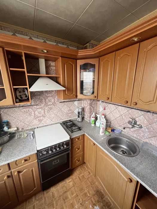 Продам 1-комнатную квартиру в 3 минутах пешком от метро Студенческая