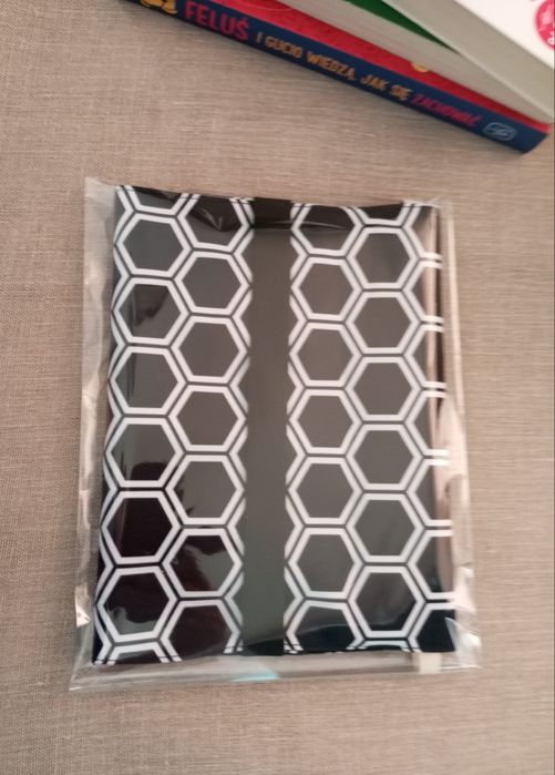 Otulacz na książki. Etui. Okładka.