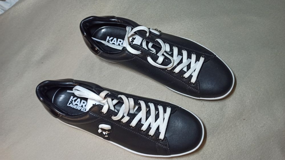 KARL LAGERFELD 42 Black exclusive edition