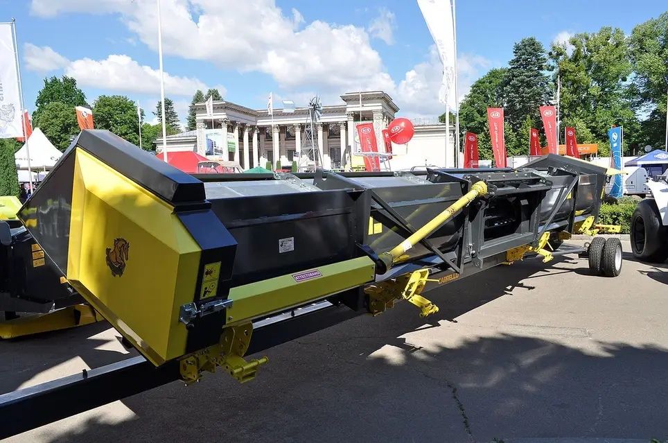 Жатка соняшникова безрядкова ЖСБ-9,2