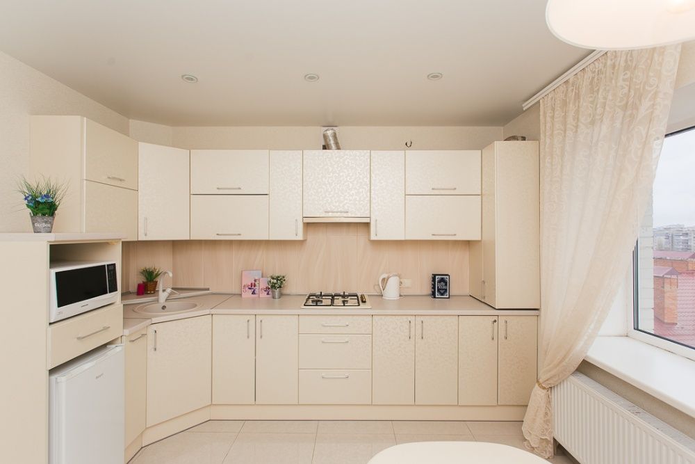 LUXE с ДЖАКУЗИ посуточно и почасово. Новый дом. Харьковская