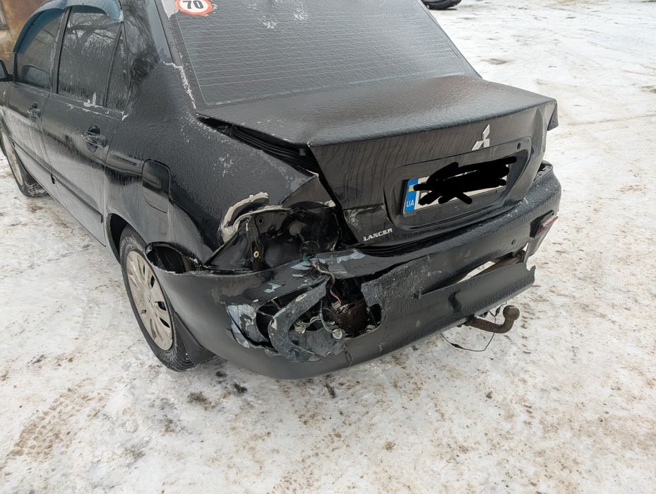 Mitsubishi lancer 9 1.6 після ДТП