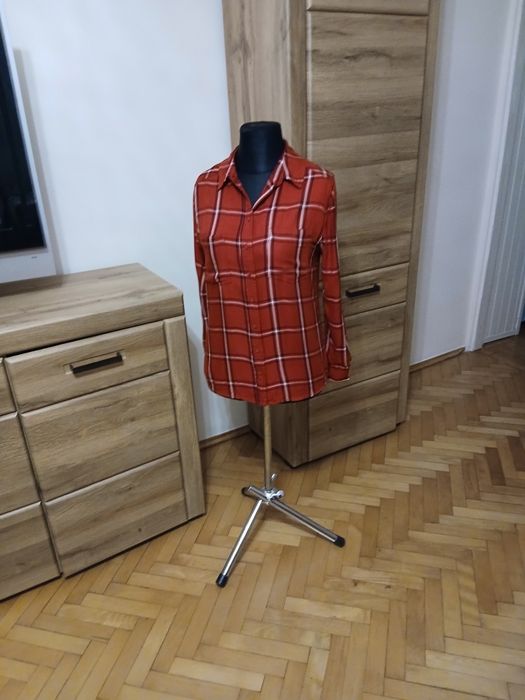 Bluzka  koszulowa w kratkę  40