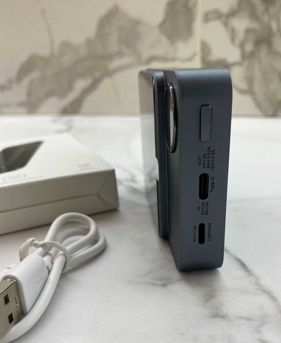повербанк для айфона Apple MagSafe Power Bank Iphone 10000mAh 20W