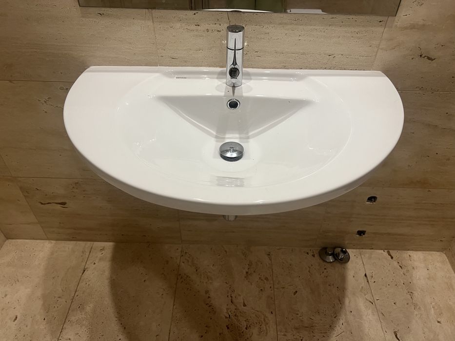 Lavatório Sanindusa + torneira Bruma + cifão + valvula