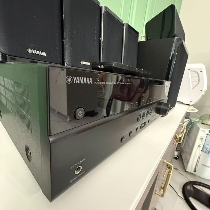 Amplituner YAMAHA HTR-2071 + głośniki 5.1