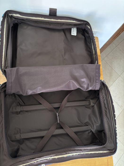 Mala viagem ROXY com rodas média