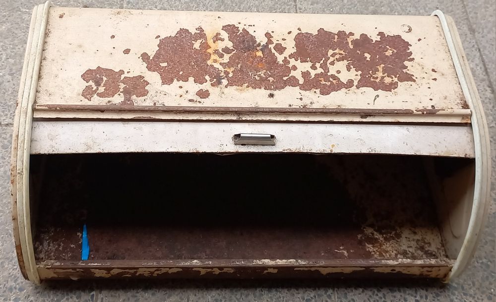 Caixa do pão para restaurar