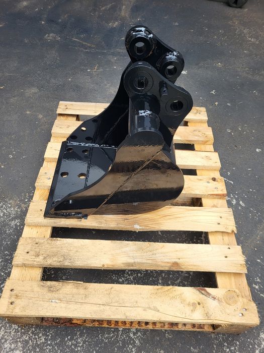 Łyżka kopiąca 30cm do minikoparki JCB 8014/8015/8016/8017/8018
