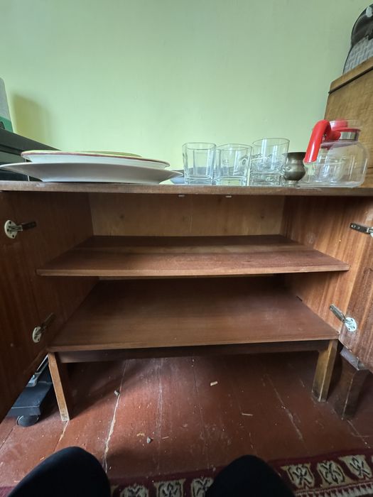 Szafka z drzwiczkami prl