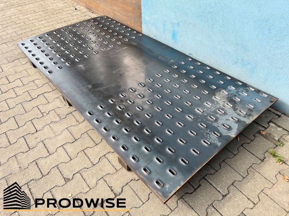 Blacha stalowa otworowana Lohr 1 m x 2 m / 1,25 m x 2,5 m PRODUCENT (na naczepy, przyczepy, lawety, autolawety) (MOŻLIWOŚĆ PRODUKCJI POD WYMIAR)